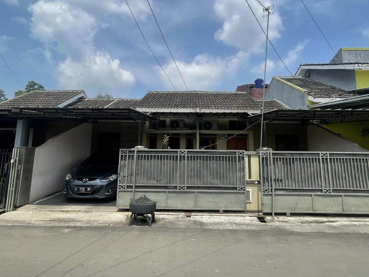 Kondisi awal: rumah Mrs Pr, Serang